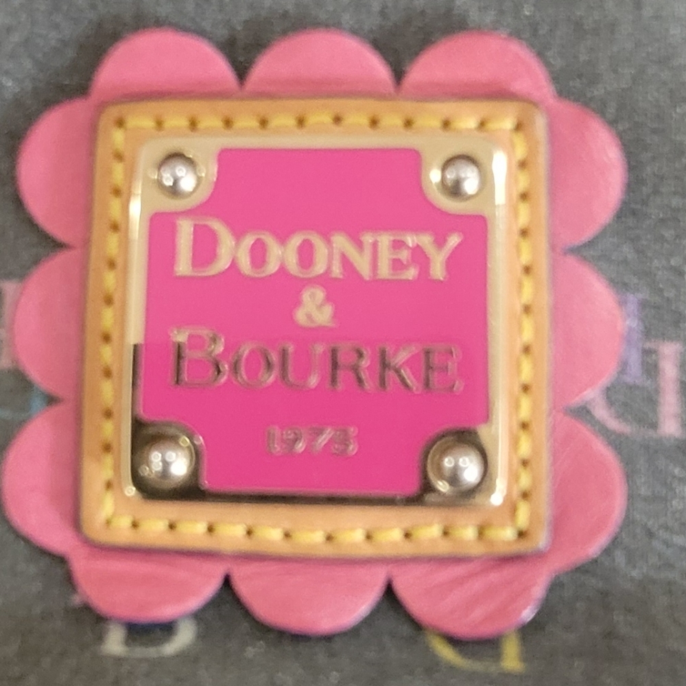 Dooney & Bourke Tan Shoulder Bag (See Full Description!)